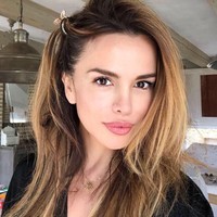 Severina memiliki canel YouTube, dan salah satu dari musik videonya telah mendapatkan lebih dari 500 juta viewers. Ia juga wanita yang menakjubkan dengan bakat menyanyi dan aktingnya. Foto: Dok. Instagram dan Twitter