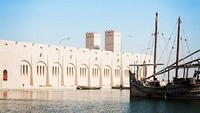 Selain koleksinya yang tak biasa, Museum Syekh Faisal Bin Qassim Al Thani menempati bangunan yang dulunya adalah benteng. Di museum in juga terdapat gerbang, pekarangan dan kolam, layaknya benteng jaman dulu. (fbqmuseum/Instagram)