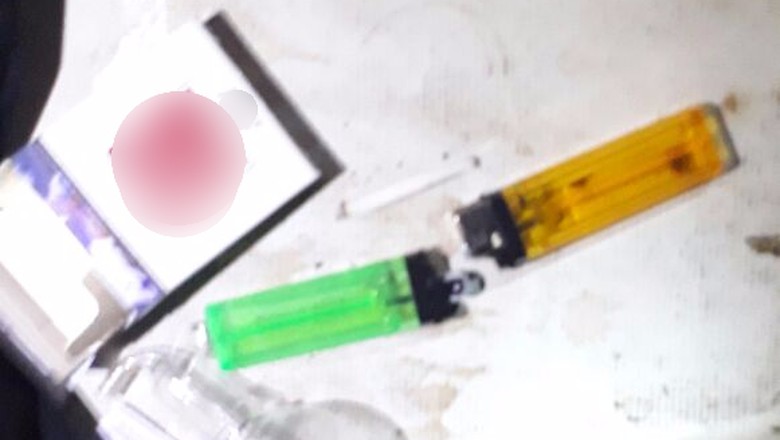 Disetop Saat Langgar Ganjil-Genap, Pemobil Ini Kedapatan Bawa Ganja Disetop Saat Langgar Ganjil-Genap, Pemobil Ini Kedapatan Bawa Ganja