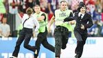 Pussy Riot, Band Punk yang Menampar Putin