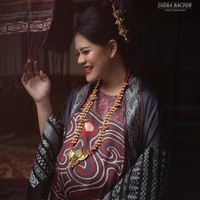 Tampil cantik di foto kehamilannya, Kahiyang banyak mendapat pujian dari netizen. Foto: Dok. Diera Bachir Photography