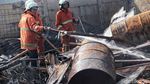 Pasca Kebakaran, Gudang Material di Sunter Rata dengan Tanah
