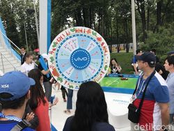 Vivo dan Si Cantik Nex Tebar Pesona di Final Piala Dunia
