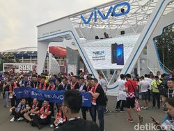 Vivo dan Si Cantik Nex Tebar Pesona di Final Piala Dunia