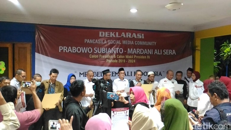 Cyber Army: Dukungan ke Prabowo-Mardani Bukan Sensasi Lucu-Lucuan Cyber Army: Dukungan ke Prabowo-Mardani Bukan Sensasi Lucu-Lucuan