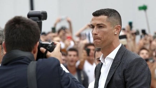 Ronaldo dan Deretan Pemain Termahal di Atas 30 Tahun