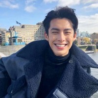 Sejak diketahui berperan sebagai Dao Ming Si di Meteor Garden 2018, aktor kelahiran Chengdu, China ini pun semakin dikenal luas. Banyak wanita terutama remaja yang mengagumi paras tampan Dylan Wang. Foto: Instagram
