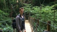 Selama tinggal di Jepang, Marusame tak melewatkan kesempatan jalan-jalan di Jepang. Salah satunya ke Gunung Takao yang tak jauh dari pusat Tokyo (tatsumasa.murasame/Instagram)