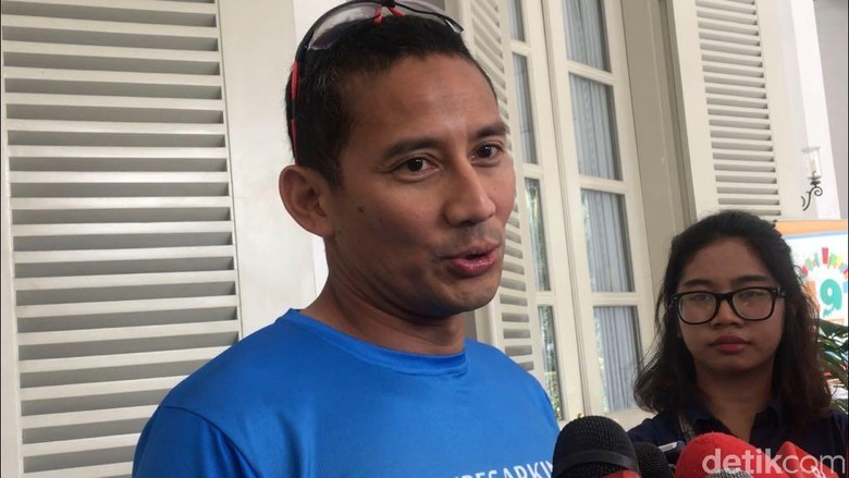 40 Ribu Rim Brosur Disebar untuk Sosialisasi Ganjil-genap Asian Games 40 Ribu Rim Brosur Disebar untuk Sosialisasi Ganjil-genap Asian Games