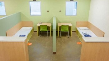 Penjara ini dirancang untuk menjadi fasilitas penahanan pertama dari jenisnya di AS. Di mana psikologi lingkungan dan perilaku digunakan untuk meningkatkan pengalaman dan perilaku baik narapidana dan staf (Foto: Boredpanda)