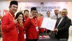Daftarkan Bacaleg ke KPU, PDIP Kompak Salam Metal