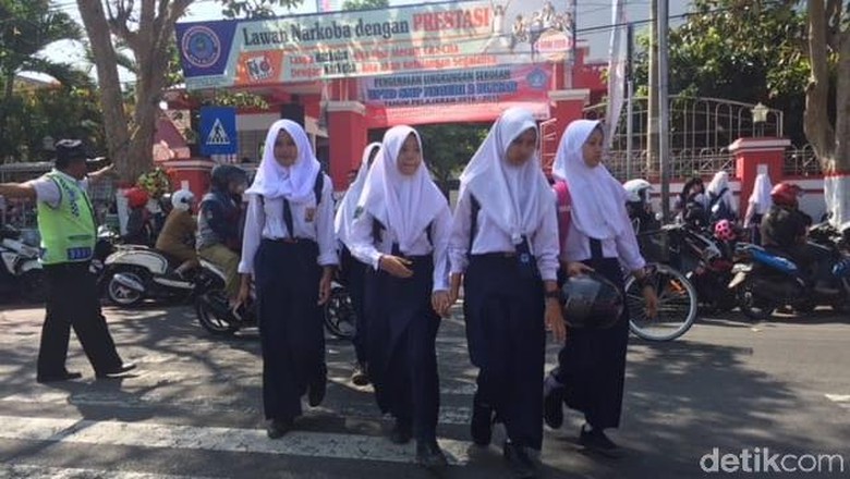 Dinas Pendidikan Kota Blitar Larang Guru Beri PR ke Siswa Dinas Pendidikan Kota Blitar Larang Guru Beri PR ke Siswa
