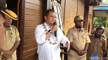 Usai ke Puncak Jaya, Menkominfo belusukan ke daerah Mamberamo Raya (Foto: detikINET/Adi Fida Rahman)
