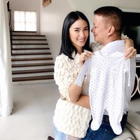 Heart Evangelista sempat mengumumkan kehamilannya pada Mei 2018. Dia hamil anak kembar. Namun pada Juni 2018, Heart dan sang suami, Chiz Escudero, harus kehilangan janin kembar yang tengah dikandung. Foto: Instagram