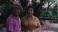 Tentunya sosok Mak Nyak/Lela yang membekas dengan omelan-omelannya. Dok. instagram/sidoelanaksekolahan