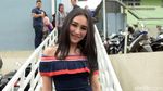 Ditanya Soal Shahrukh Khan, Ayu Ting Ting Senyum-senyum