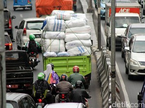Pemilik Barang Juga Harus Tanggung Jawab Soal Truk Obesitas, Kok Gitu?