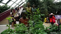 Foto: Patung-patung artistik juga dipajang di beberapa spot (Shinta/detikTravel)