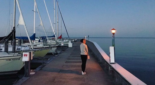 Banyak penggemar menyebutkan pemain sinetron Pernikahan Dini ini telah berpacaran dengan Heff jika dilihat dari postingan Instagramnya. Bertepatan dengan ulang tahun Agnez Mo pada 1 Juli, Heff mengunggah foto Agnes di akun Instagramnya dengan caption ucapan selamat ulang tahun yang dilengkapi dengan ikon simbol love. Foto: Instagram