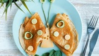 Crepes dengan paduan keju ditengahnya ini bisa jadi dessert kesukaan si kecil. Yummy! Foto: Instagram @manulad.foodart