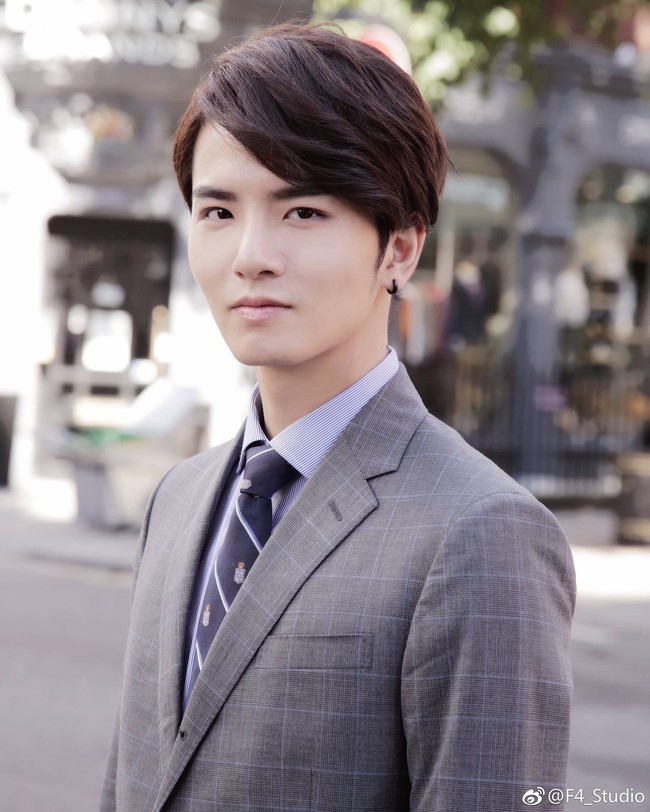 Caesar Wu merupakan aktor China yang bermain di Meteor Garden 2018 dan berperan sebagai Xi Men. Foto: Instagram