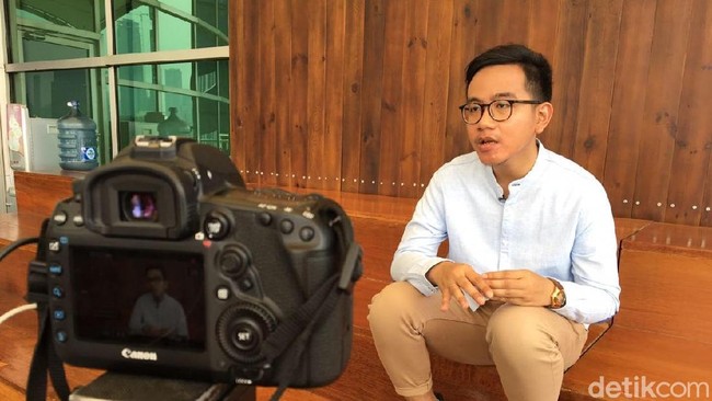 Bisnis Anak Jokowi dan Promosi via Aksi #2019gantipresiden