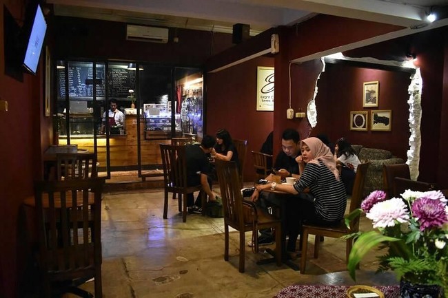 Mau Ngopi Cantik di Bekasi? Mampir Saja ke Coffee Shop Ini