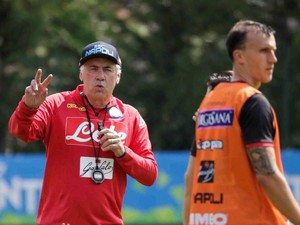 Kuliner Naples Bikin Ancelotti Cepat Jatuh Hati