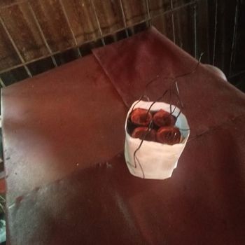 Benda mencuirgakan itu berupa selongsong pipa karton bekas kembang api