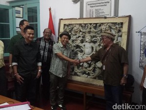 Ornamen Rumah Cimanggis Diserahkan ke Badan Cagar Budaya