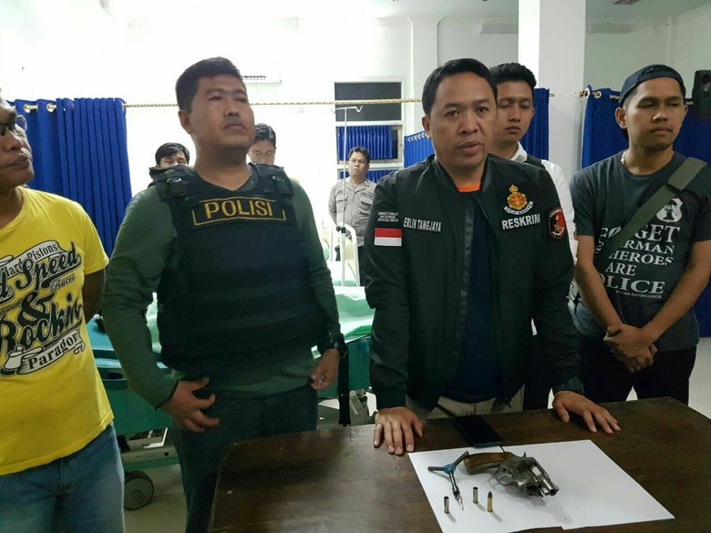 Begal Bersenpi di Sumsel Ditembak Mati Begal Bersenpi di Sumsel Ditembak Mati