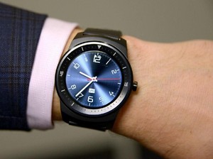 Duet Smartwatch Terbaru LG Meluncur Bulan Ini