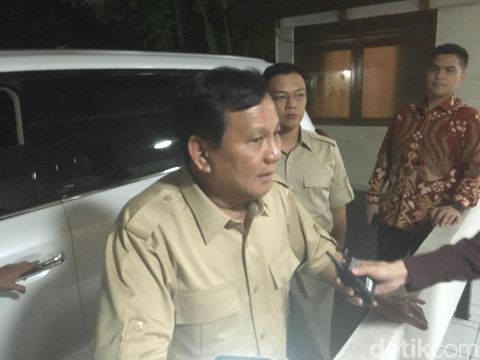 Prabowo Subianto usai bertemu Zulkifli Hasan, Selasa (17/7/2018)