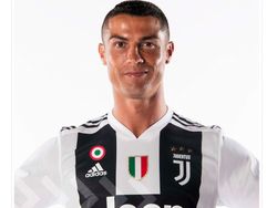Ronaldo Mendarat di Juventus, Media Sosial Meletus