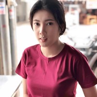 Jitraporn kemudian mengikuti sebuah program acara Let Me In Thailand, sebuah program makeover yang membantu orang-orang mengubah penampilannya. Foto: Instagram