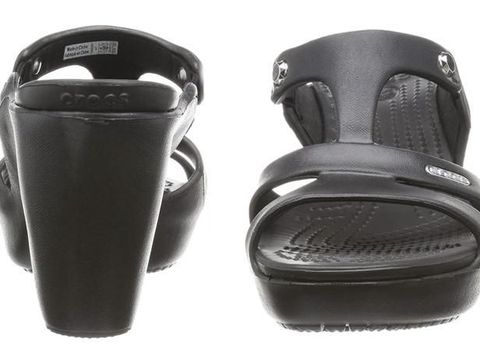 Jadi Lelucon Netizen, High Heels Crocs Ini Malah Habis Terjual