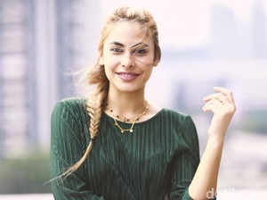 Rahasia Cantik Valerie Thomas