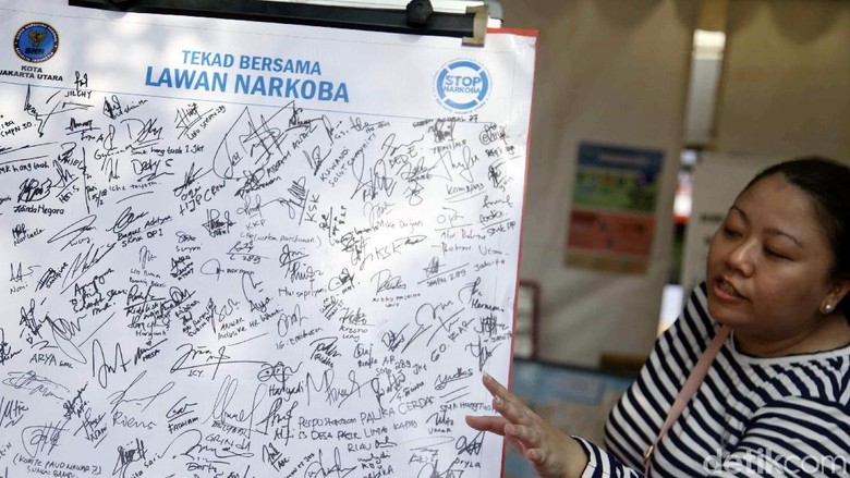 Mempercepat Revisi Undang-Undang Narkotika Mempercepat Revisi Undang-Undang Narkotika
