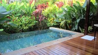Nayara Springs, Kosta Rika. Resor mewah khusus dewasa ini adalah sekelompok vila mewah pribadi dengan masing-masing memiliki kolam terjun dan sumber air panas berpemandangan hutan hujan mengarah ke puncak Arenal (CNN Travel)
