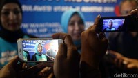 Kegiatan tersebut diselenggarakan oleh Wanita Selam Indonesia yang bekerjasama dengan Persatuan Olahraga Selam Seluruh Indonesia, Bhayangkari, Dharma Pertiwi dan Persatuan Wanita Olahraga Seluruh Indonesia.