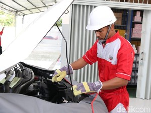 764 Mobil Mitsubishi Terkena Banjir