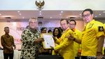 Partai Golkar dan Partai Berkarya Daftar Bacaleg ke KPU
