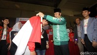 Menpora menyambut Zohri.