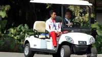 Momen itu menjadi momen yang langka bagi Zohri karena untuk pertama kalinya ia berkeliling Istana Bogor dengan Presiden Joko Widodo sebagai supirnya.