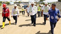 Berkaitan dengan progran pembangunan 49 bendungan baru, pada tahun 2018 ini, Kementerian PUPR sudah melelang tujuh proyek bendungan yakni Bendungan Sidan (Bali), Bener (Jawa Tengah), Tiga Dihaji (Sumatera Selatan) Jelantah (Jateng), Randugunting (Jateng),  Beringin Sila (Nusa Tenggara Barat), dan Sadawarna (Jawa Barat). Pool/Kementerian PUPR.