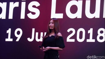 Senang sekali bisa berada di sini untuk peluncuran ponsel Find X ini. Setelah empat tahun lalu menghadirkan Find 7, banyak media dan penggemar yang menanyakan kapan produk seri Find selanjutnya apa, ujar Alinna Wenxin Brand Manager Oppo Indonesia di peluncuran di Ritz Carlton, Jakarta, Rabu (18/7/2018). (Foto: detikINET/Adi Fida Rahman)