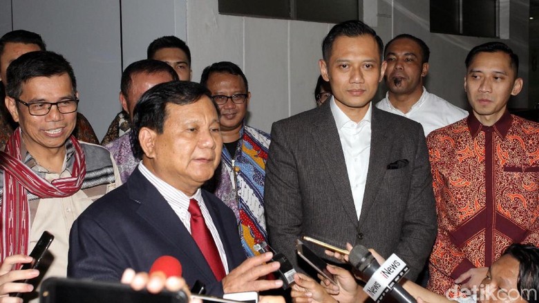 AHY Ungkap Isi Pertemuan Prabowo-SBY di RSPAD AHY Ungkap Isi Pertemuan Prabowo-SBY di RSPAD