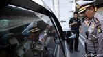 Kasat Lantas Polres Jakbar Turun ke Jalan Sosialisasikan Ganjil-Genap