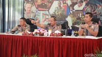 Foto: Arief mengatakan kader-kader Polri yang unggul diarahkan dan dijaga, diawasi dan dibimbing serta diberikan bekal melalui tranformasi nilai-nilai leadership, etika profesi dan nilai kebajikan sebagai pemimpin. Harapannya supaya mereka tidak merasa dilepaskan di hutan belantara. (Dok. Istimewa)