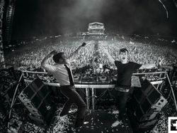 Meme Kocak Selebrasi Presiden Prancis di Piala Dunia